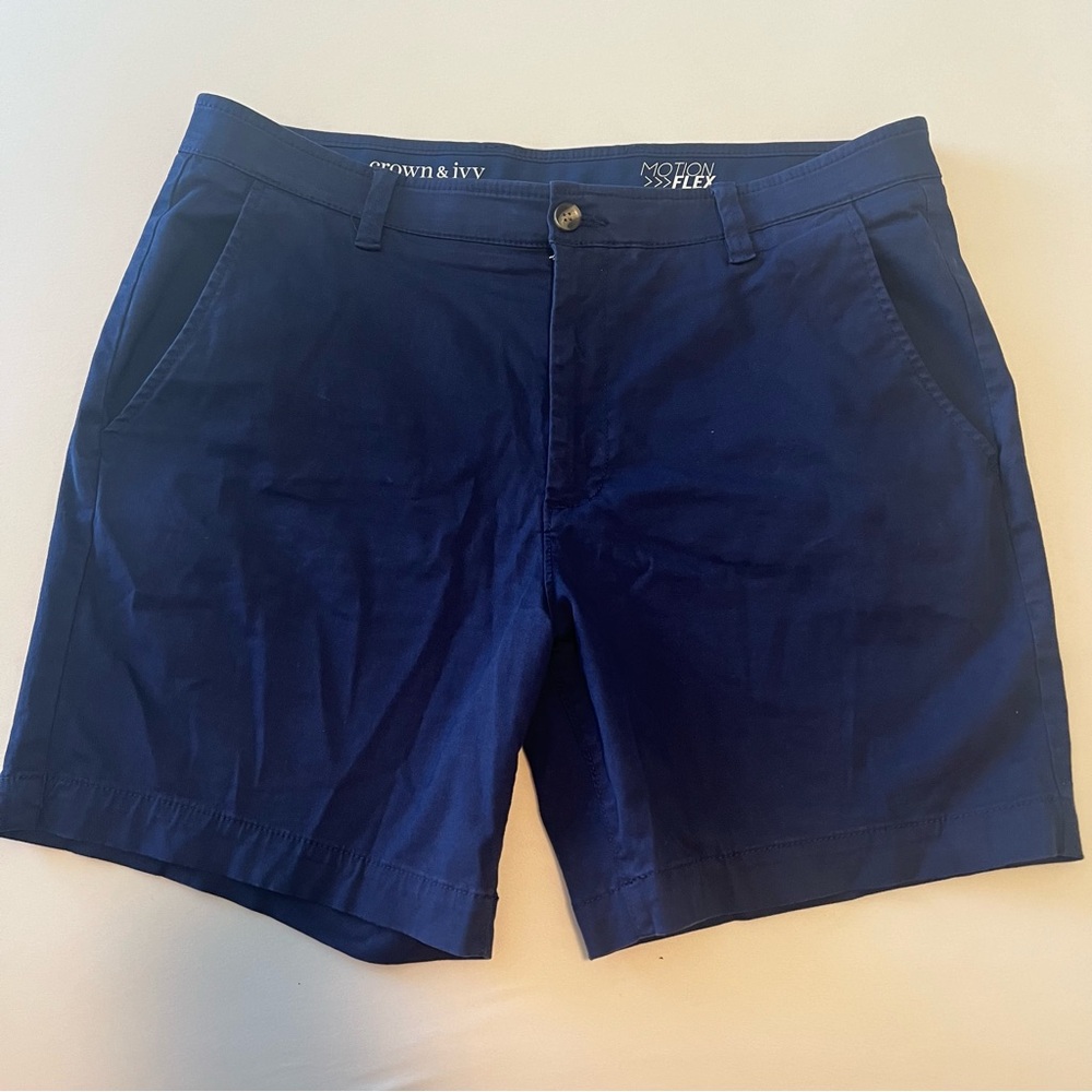 Crown and Ivy Men’s 36 in Dark Blue short (7 inch inseam)
